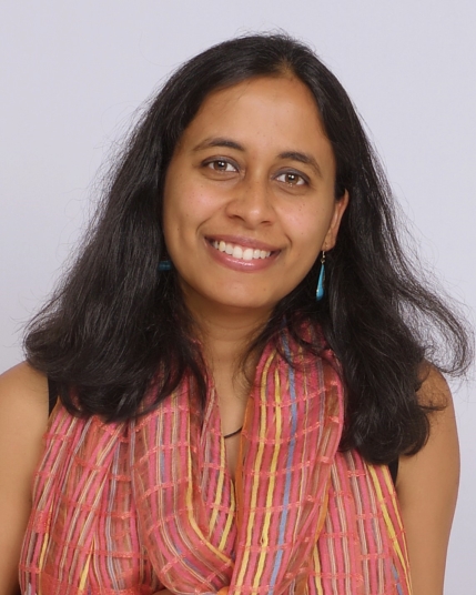 sara-thomas-sharma-headshot