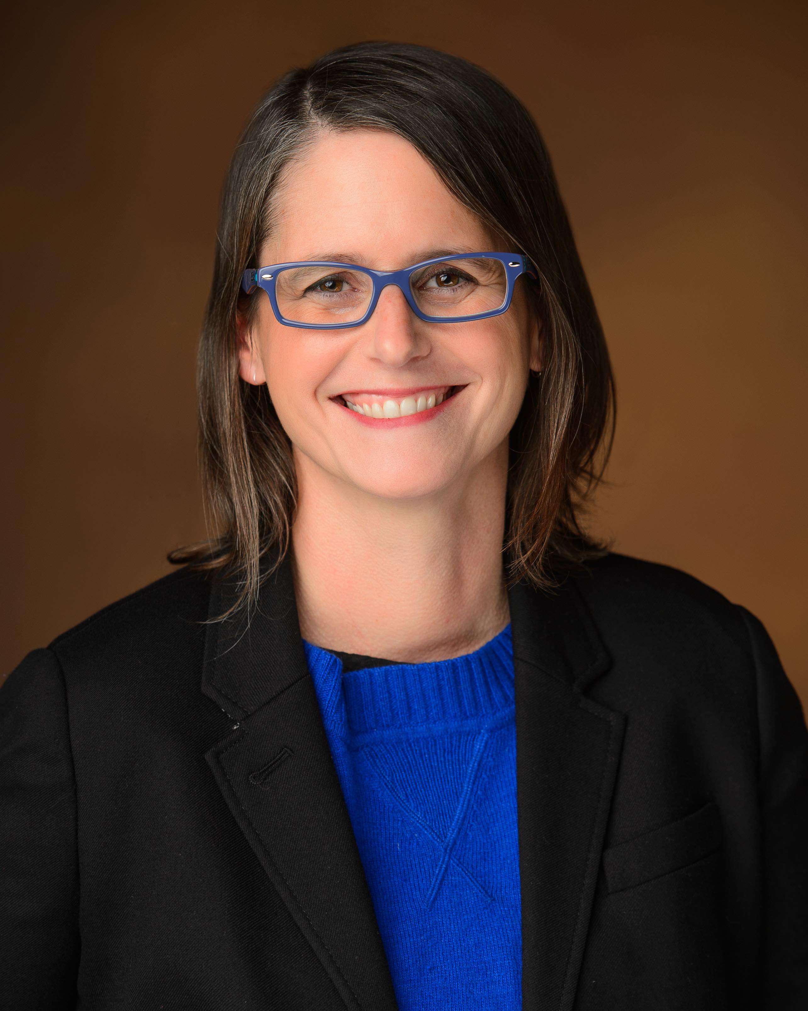 Headshot of Johanna L. Dunaway